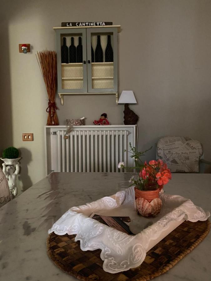 Ancora Bilocale Villa Марина ди Маса Екстериор снимка